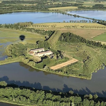 Le Relais Des Cigognes Villa Marlieux ภายนอก รูปภาพ
