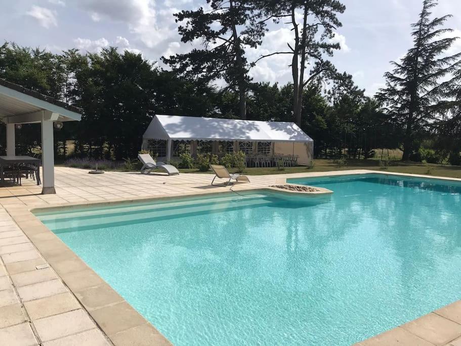 Le Relais Des Cigognes Villa Marlieux ภายนอก รูปภาพ